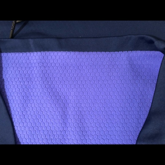 Nike Performance Pullover - Picture 3 of 5